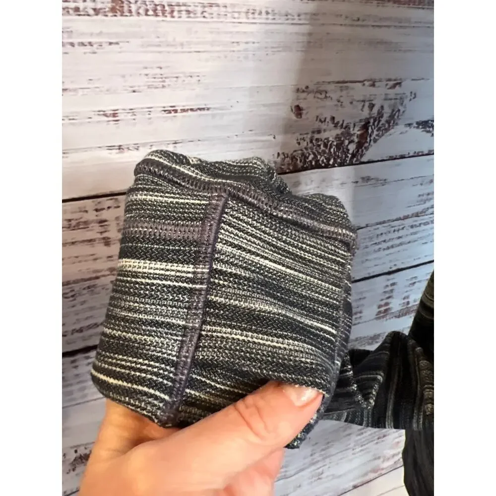 Lululemon Hooded Define Jacket  grey  white striped  Front zip Size 6 - Picture 5 of 14